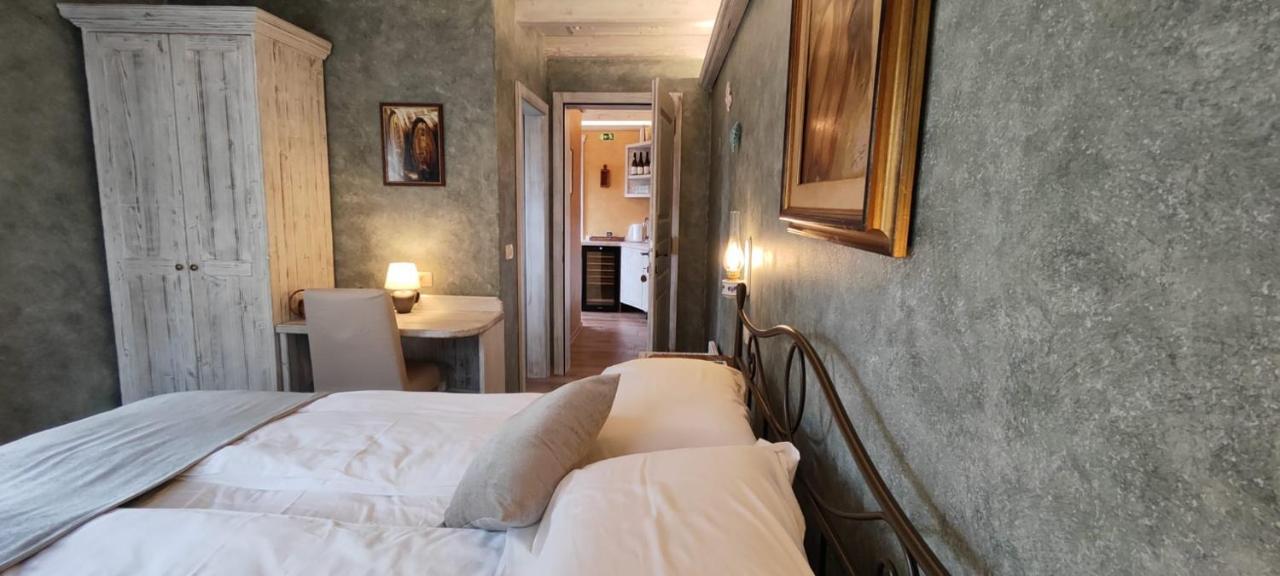 Hotel Cebron Family Estate à Branik Extérieur photo