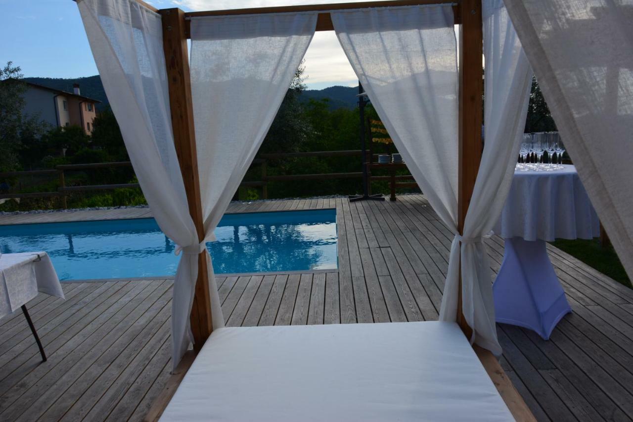Hotel Cebron Family Estate à Branik Extérieur photo