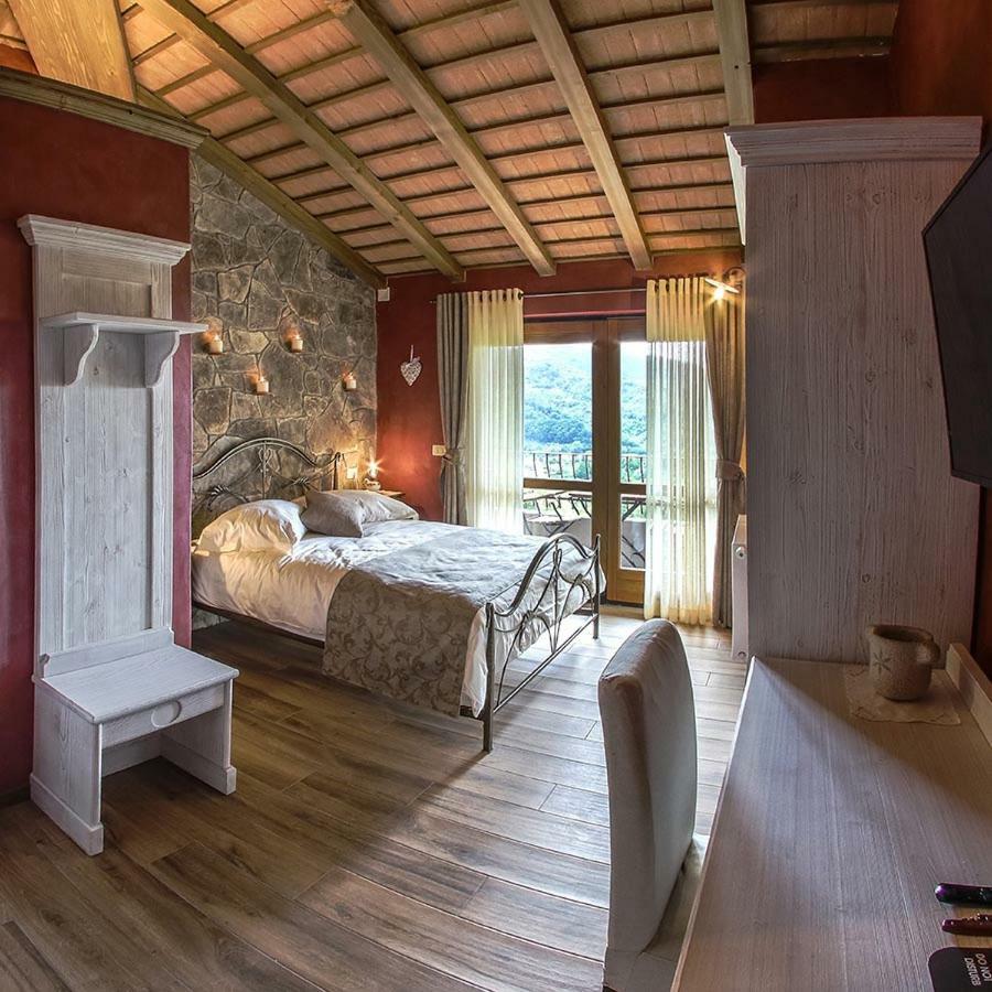Hotel Cebron Family Estate à Branik Extérieur photo